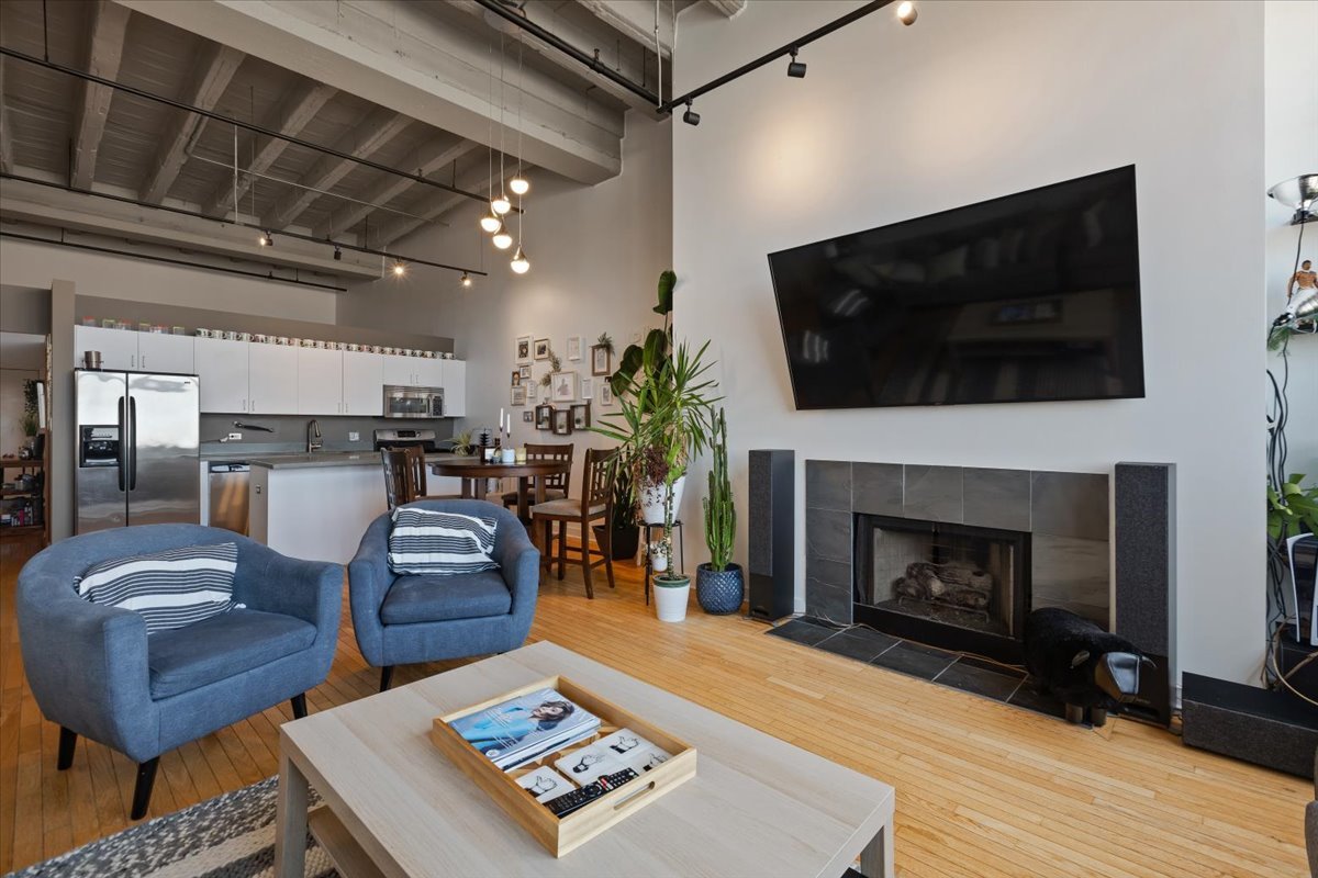 1601 W School Street 514