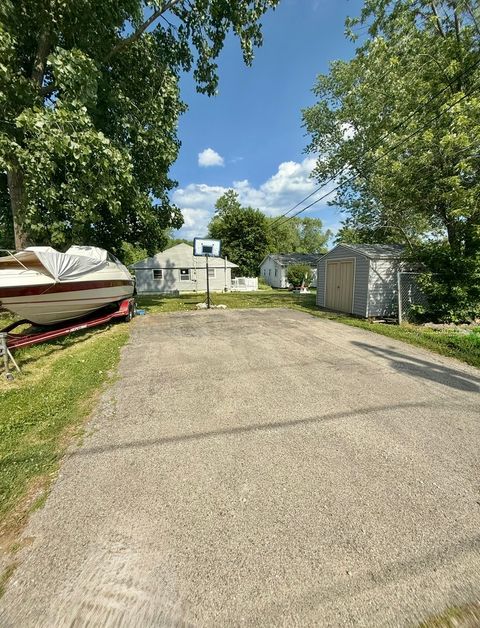Tiny photo for 1908 Gideon Avenue, Zion, IL 60099 (MLS # 12399645)