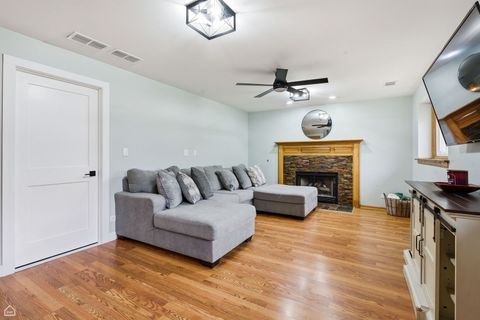 Tiny photo for 805 Cougar Lane, Oswego, IL 60543 (MLS # 12520932)