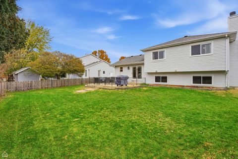 Tiny photo for 805 Cougar Lane, Oswego, IL 60543 (MLS # 12520932)