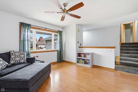 Tiny photo for 805 Cougar Lane, Oswego, IL 60543 (MLS # 12520932)