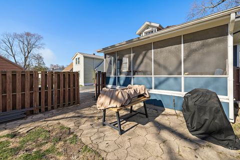 Tiny photo for 381 Douglas Avenue, Crystal Lake, IL 60014 (MLS # 12594743)