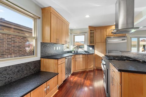 Tiny photo for 4615 N Maria Court, Chicago, IL 60656 (MLS # 12516845)