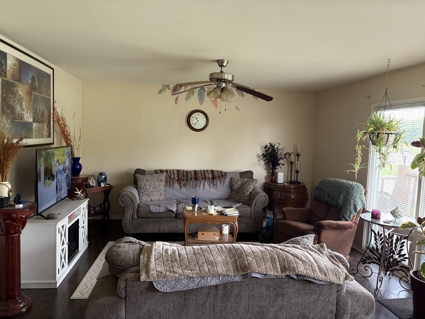 1937 Western Avenue