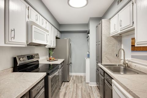 Tiny photo for 740 Saint Andrews Lane #4, Crystal Lake, IL 60014 (MLS # 12653062)