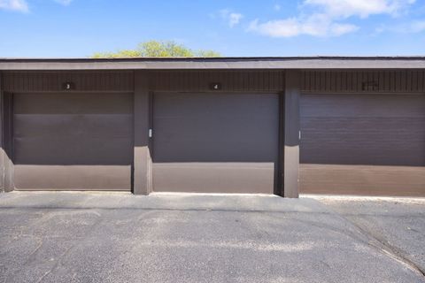 Tiny photo for 740 Saint Andrews Lane #4, Crystal Lake, IL 60014 (MLS # 12653062)