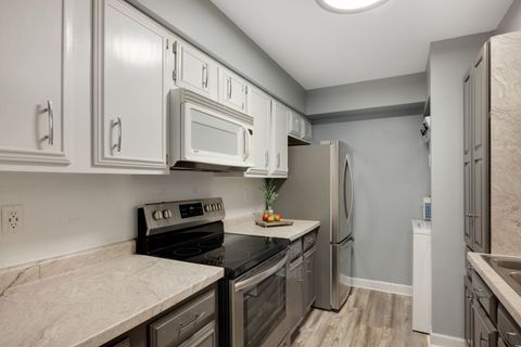 Tiny photo for 740 Saint Andrews Lane #4, Crystal Lake, IL 60014 (MLS # 12653062)