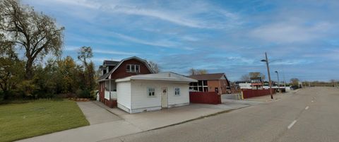 Photo of 6814 State Street, East St. Louis, IL 62203 (MLS # 12511193)