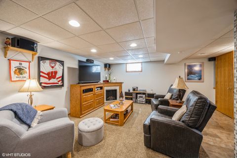 Tiny photo for 9334 Lincoln Avenue, Brookfield, IL 60513 (MLS # 12503212)