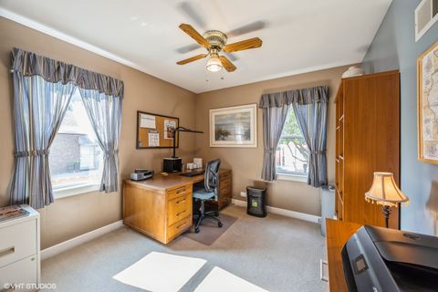 Tiny photo for 9334 Lincoln Avenue, Brookfield, IL 60513 (MLS # 12503212)