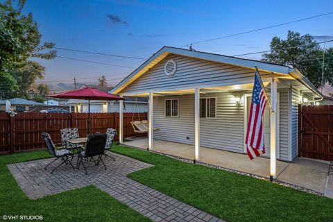 Tiny photo for 9334 Lincoln Avenue, Brookfield, IL 60513 (MLS # 12503212)