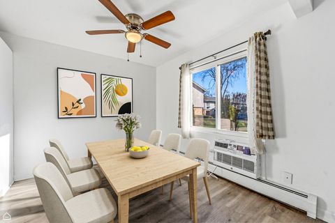 Tiny photo for 950 E Old Willow Road #101, Prospect Heights, IL 60070 (MLS # 12592544)