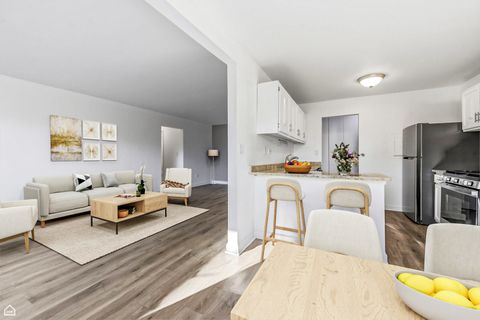 Tiny photo for 950 E Old Willow Road #101, Prospect Heights, IL 60070 (MLS # 12592544)