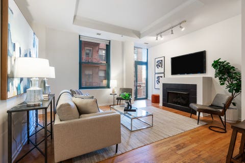 Tiny photo for 208 W WASHINGTON Street #1909, Chicago, IL 60606 (MLS # 12682115)
