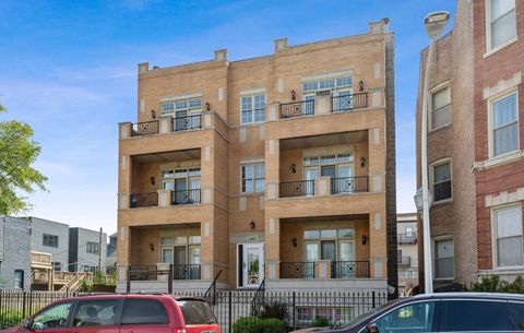 4417 S Calumet Avenue 2S Chicago IL 60653