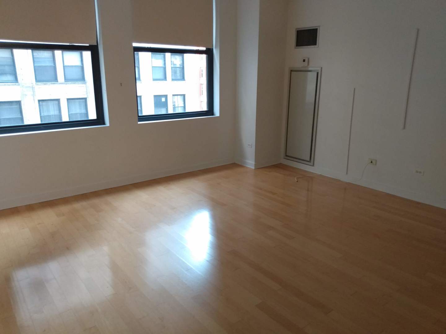 5 N Wabash Avenue 804