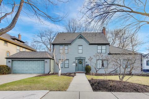 Photo of 407 La Fox River Drive, Algonquin, IL 60102 (MLS # 12550956)