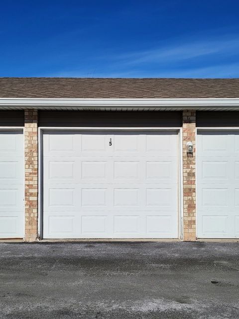 Tiny photo for 16032 Crystal Creek Drive #2B, Orland Park, IL 60462 (MLS # 12570445)