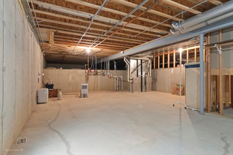 Tiny photo for 6650 White Pine Way, Libertyville, IL 60048 (MLS # 12668323)