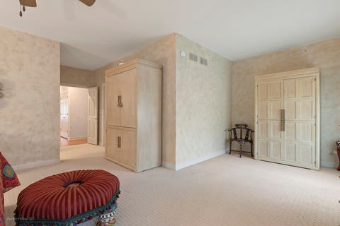 Tiny photo for 6650 White Pine Way, Libertyville, IL 60048 (MLS # 12668323)