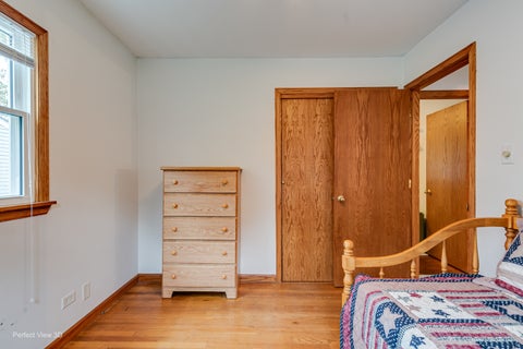 Tiny photo for 133 N Ridgemoor Avenue, Mundelein, IL 60060 (MLS # 12754333)