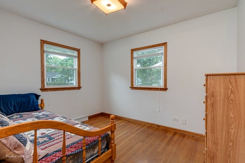 Tiny photo for 133 N Ridgemoor Avenue, Mundelein, IL 60060 (MLS # 12754333)