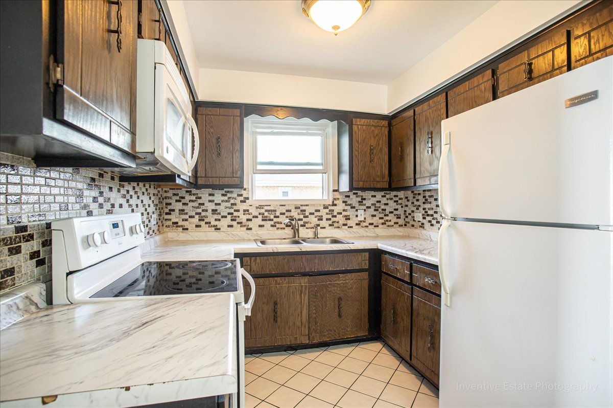 7345 W 85th Place 3A