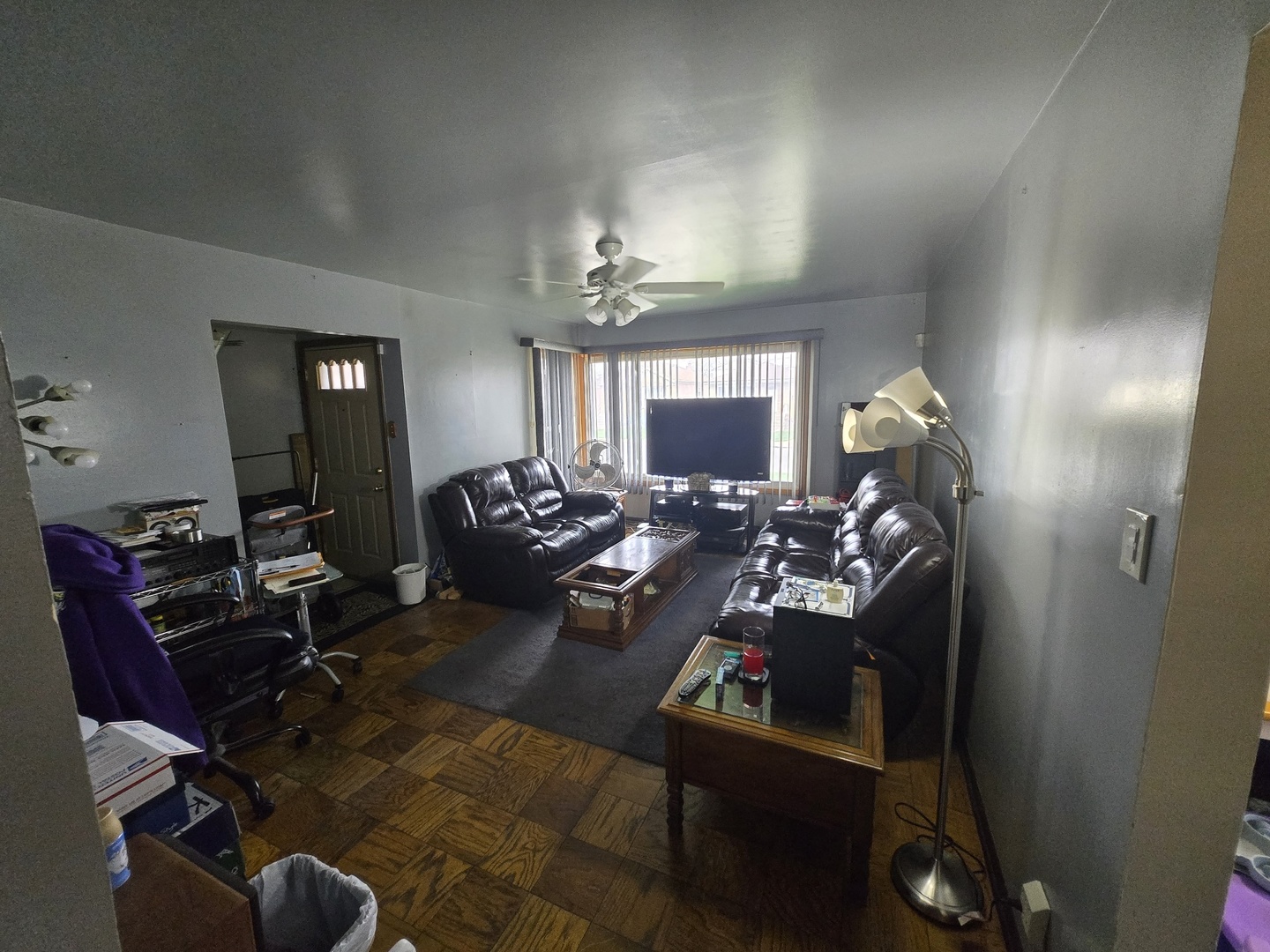 3721 W 77th Place