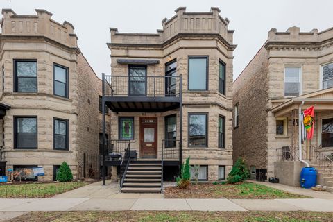 2252 W Leland Avenue Chicago IL 60625