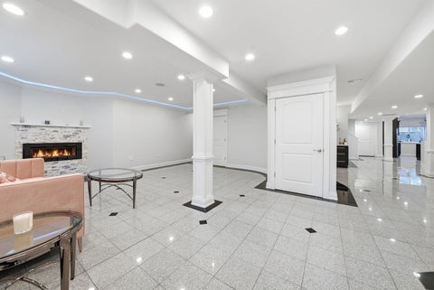 Tiny photo for 5605 S Monroe Street, Hinsdale, IL 60521 (MLS # 12730554)