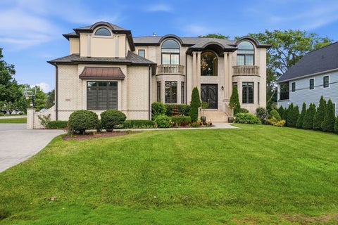 Photo of 5605 S Monroe Street, Hinsdale, IL 60521 (MLS # 12730554)