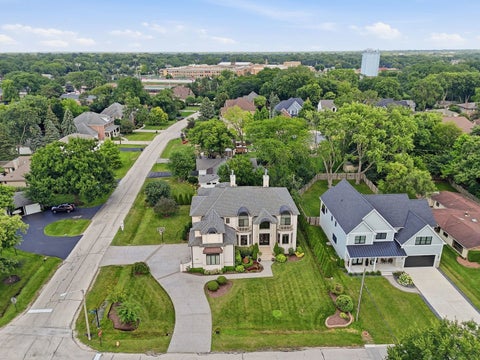 Tiny photo for 5605 S Monroe Street, Hinsdale, IL 60521 (MLS # 12730554)