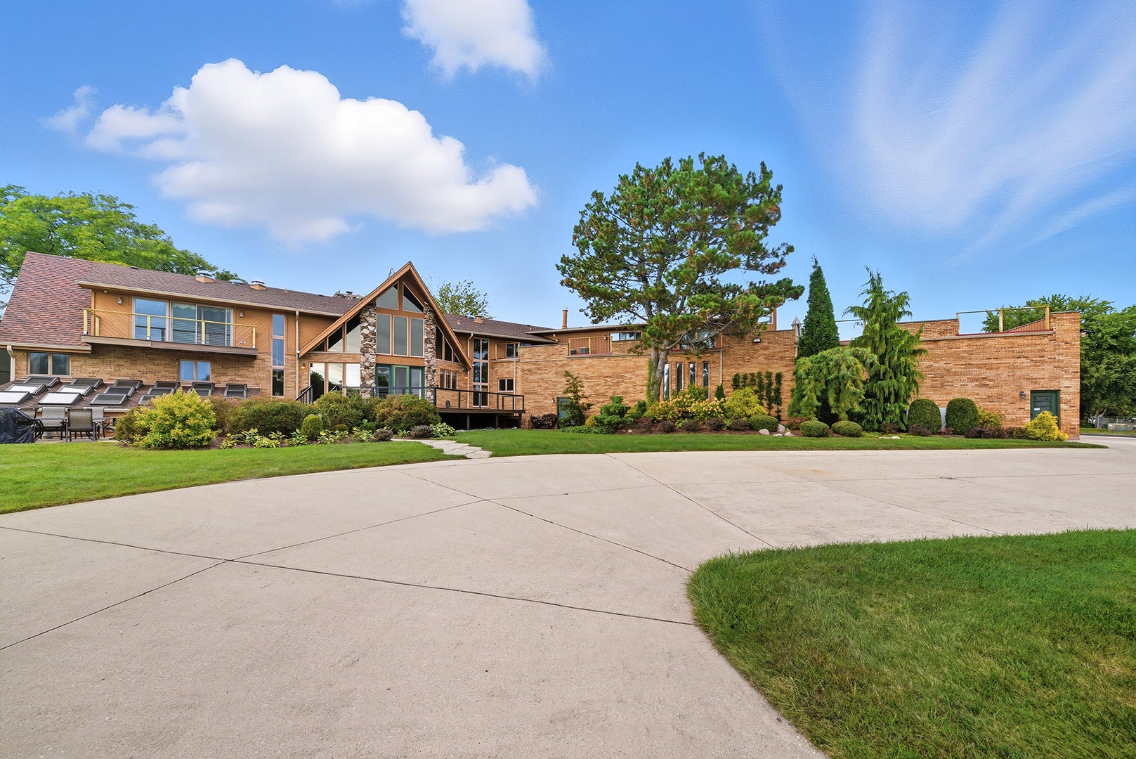 607 Berkshire Court