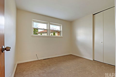 Tiny photo for 412 Warren Road, Glenview, IL 60025 (MLS # 12727342)