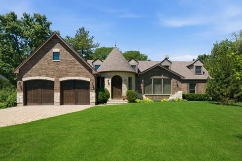 Tiny photo for 10S230 Grant Street, Burr Ridge, IL 60527 (MLS # 12698463)