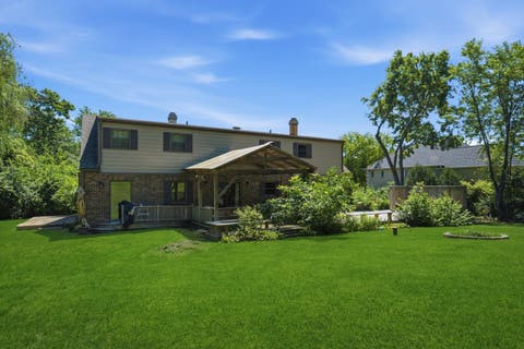 Tiny photo for 10S230 Grant Street, Burr Ridge, IL 60527 (MLS # 12698463)