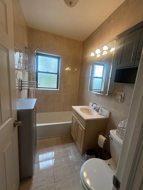 Tiny photo for 4434 W GUNNISON Avenue #3, Chicago, IL 60630 (MLS # 12713435)