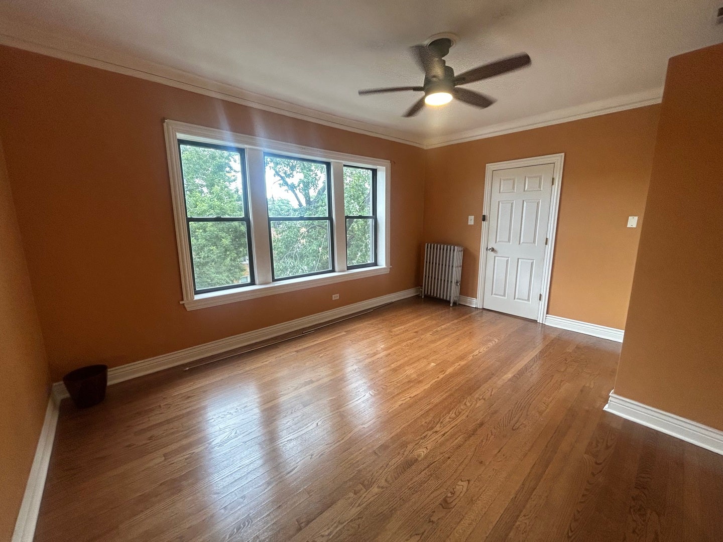 4434 W GUNNISON Avenue 3