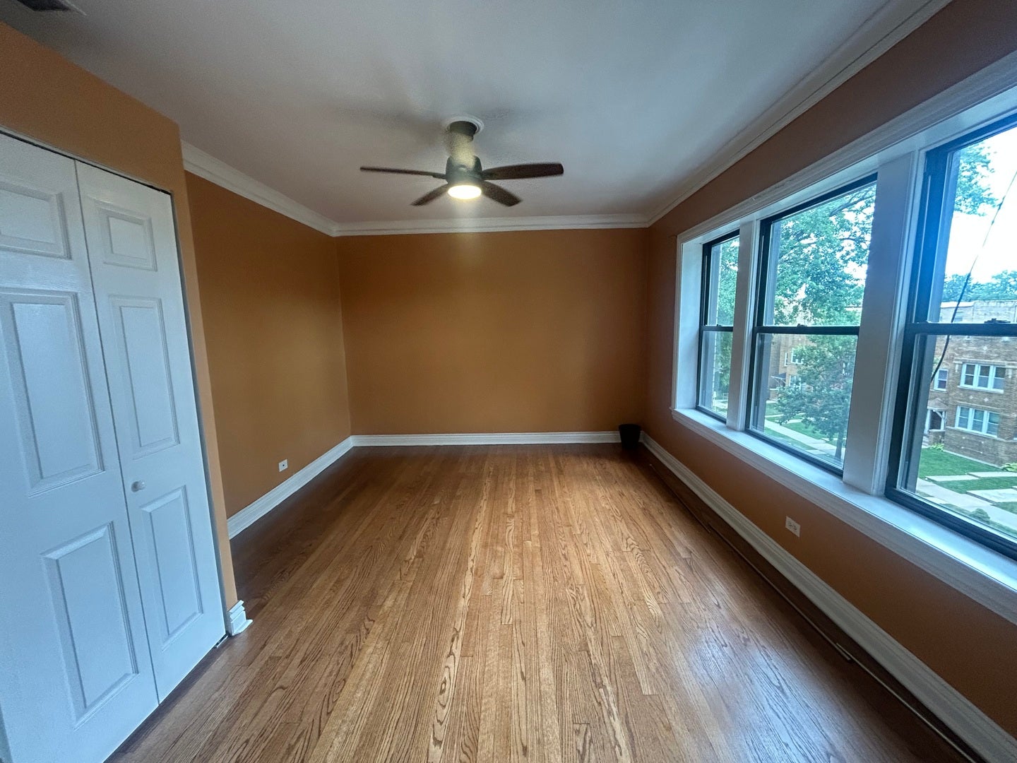 4434 W GUNNISON Avenue 3