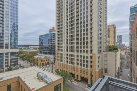 Tiny photo for 1345 S Wabash Avenue #812, Chicago, IL 60605 (MLS # 12769565)