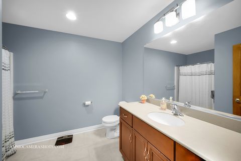 Tiny photo for 740 Manor Hill Place, Sugar Grove, IL 60554 (MLS # 12599053)