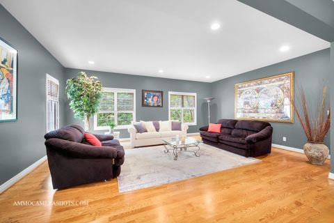 Tiny photo for 740 Manor Hill Place, Sugar Grove, IL 60554 (MLS # 12599053)