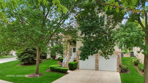 Tiny photo for 740 Manor Hill Place, Sugar Grove, IL 60554 (MLS # 12599053)