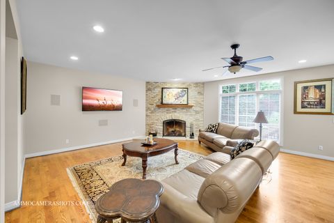 Tiny photo for 740 Manor Hill Place, Sugar Grove, IL 60554 (MLS # 12599053)