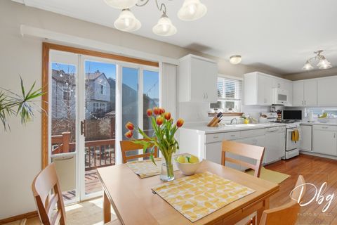 Tiny photo for 7 E Dahlia Lane, Round Lake Beach, IL 60073 (MLS # 12557269)