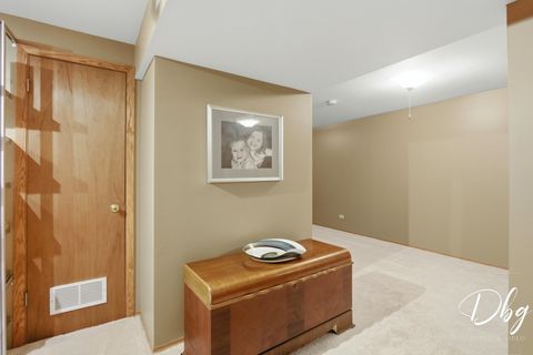 Tiny photo for 7 E Dahlia Lane, Round Lake Beach, IL 60073 (MLS # 12557269)