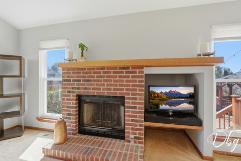 Tiny photo for 7 E Dahlia Lane, Round Lake Beach, IL 60073 (MLS # 12557269)