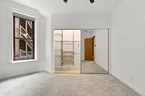 Tiny photo for 550 W Surf Street #117, Chicago, IL 60657 (MLS # 12727747)