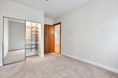 Tiny photo for 550 W Surf Street #117, Chicago, IL 60657 (MLS # 12727747)