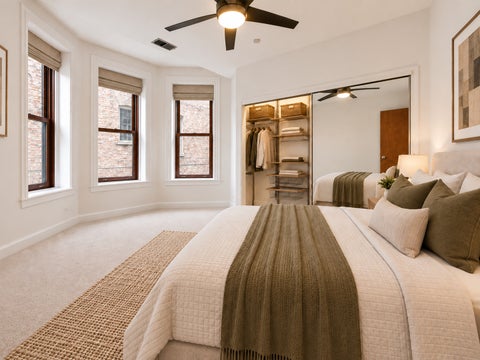 Tiny photo for 550 W Surf Street #117, Chicago, IL 60657 (MLS # 12727747)